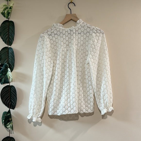 ANNA KAY White Floral Lace Long Sleeve Blouse Size Small Daisy‎ - Picture 8 of 8